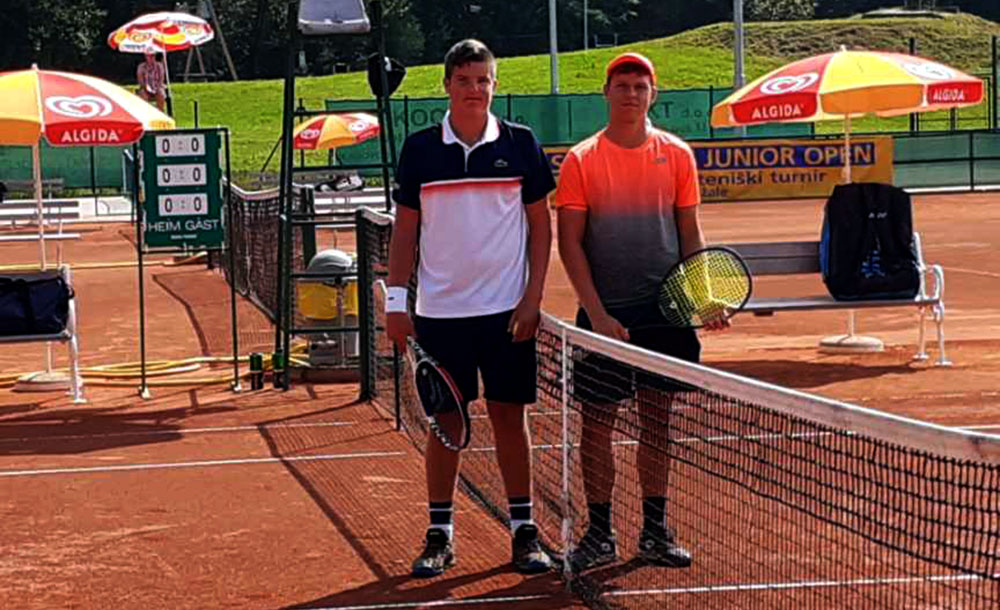 www.tenis-domzale.si začetek dvoboja Poljičak-Novansky