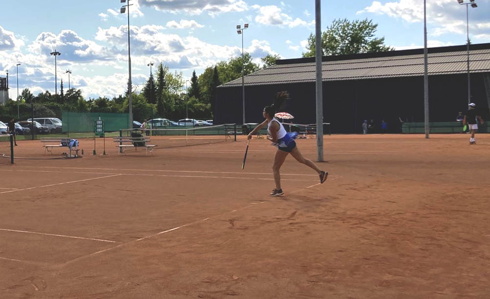 Dekleta izredno uspešna v prvem kolu ITF J4